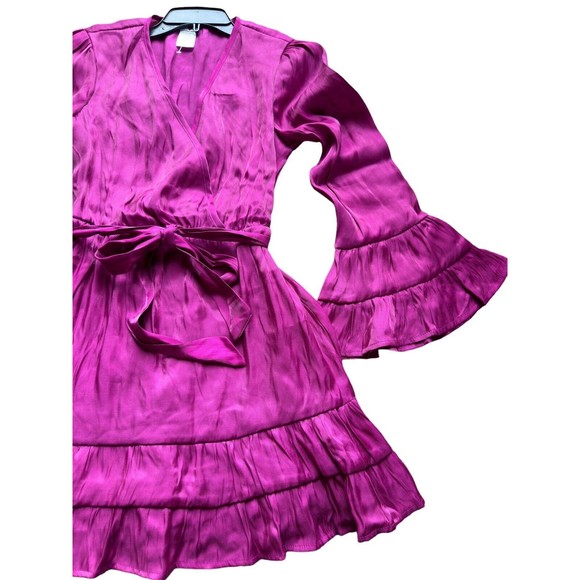 Metallic Fuchsia Tiered Satin Pleated Belted A Line V Neck Womens Medium Dress - Picture 15 of 16